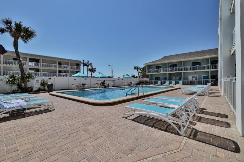 Coastal Waters 107 - A Studio Poolside Retreat - image 6