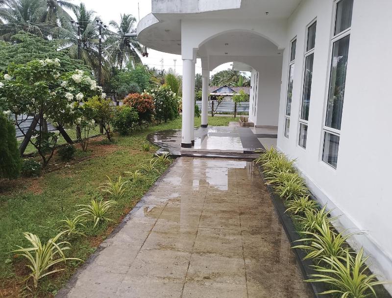 Laxsume Guest House Nilaveli - image 20