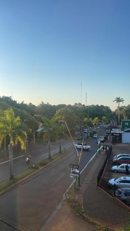 Depto dos habitaciones sobre avenida principal en Cataratas del Iguazú con wifi - image 23