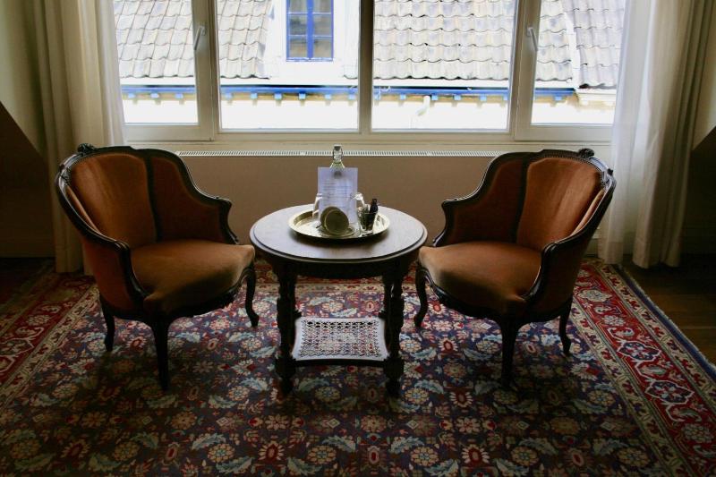 Deluxe Double Room image 3