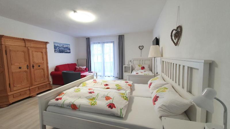 Triple Room image 3