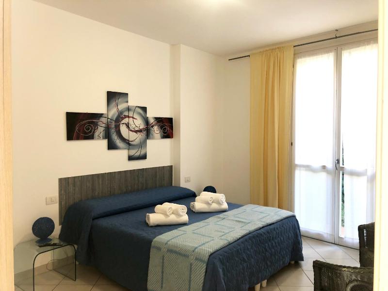 Apartment with Garden View image 4