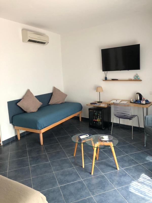 Triple Room image 3