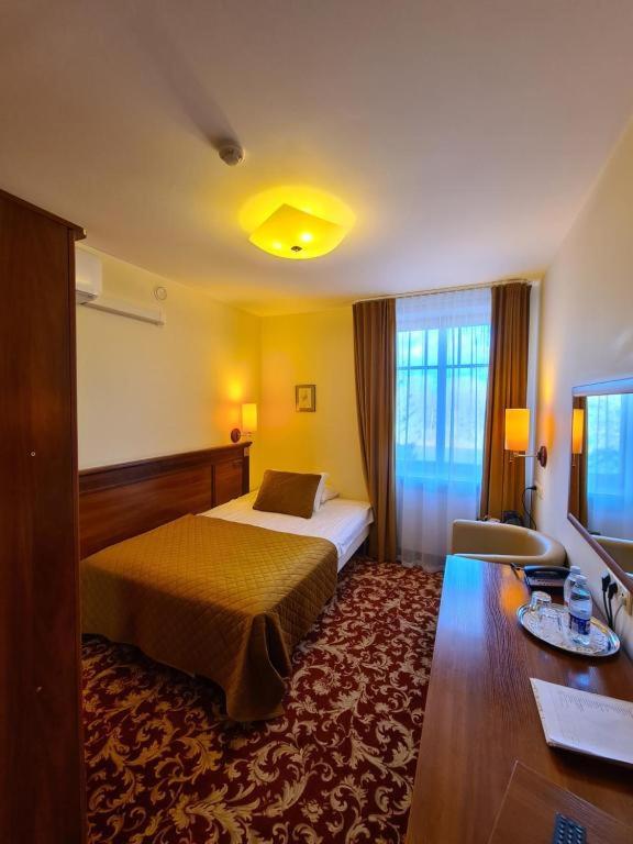 Single Room with Sauna and Jacuzzi access image 1