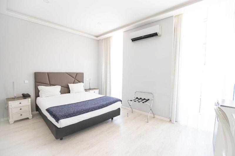 Superior Double Room with City View image 1