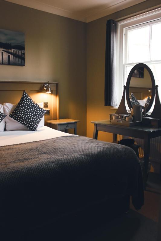 Superior Double Room image 3