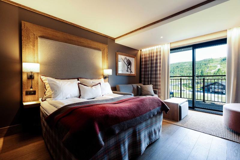 Double or Twin Room with Extra Bed image 1