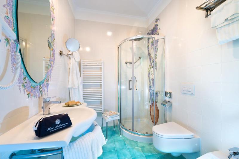 Classic Double or Twin Room image 1