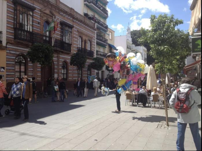 San jacinto Triana Best Location Apartment Sevilla - image 16