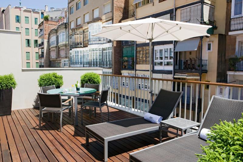 Apartment with Terrace image 3
