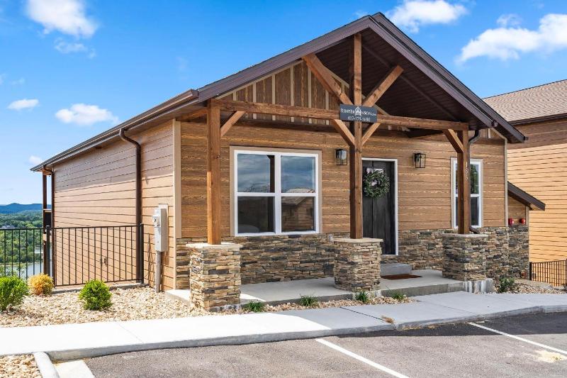 Five-Bedroom Holiday Home image 4