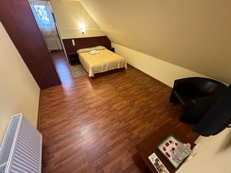 Single Room image 1
