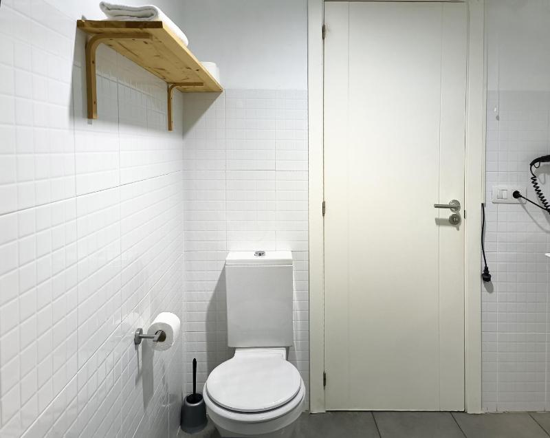 One-Bedroom Apartment  image 4