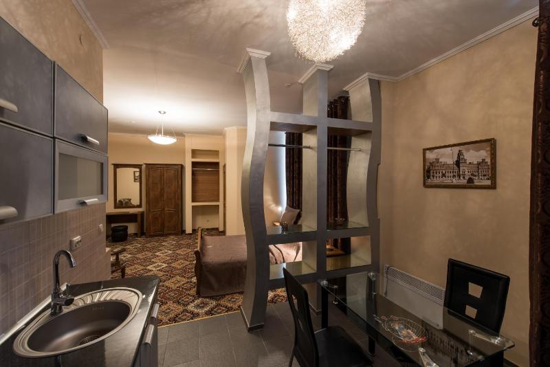 Suite image 3