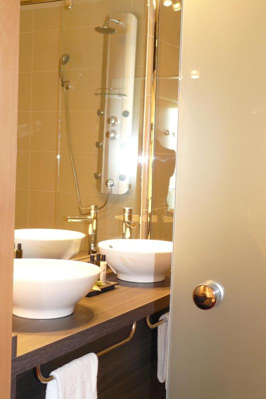 Business Suite image 1