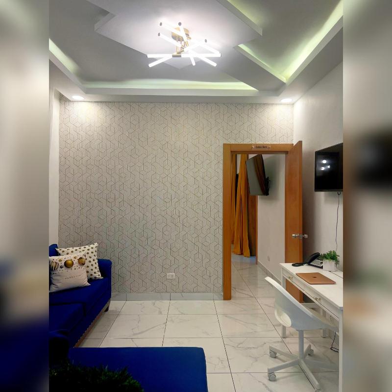 5 Star Villa minutes from Airport and Beaches - image 19