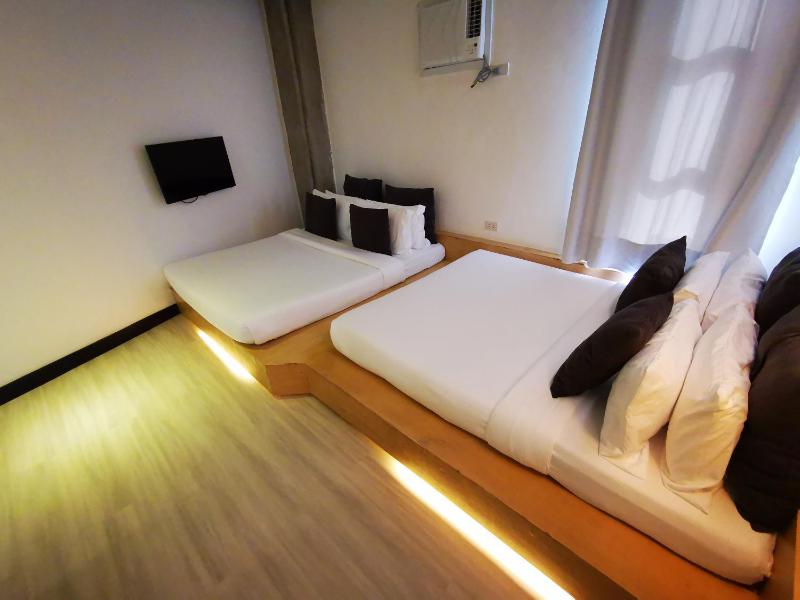 Urban Boutique Hotel - image 20