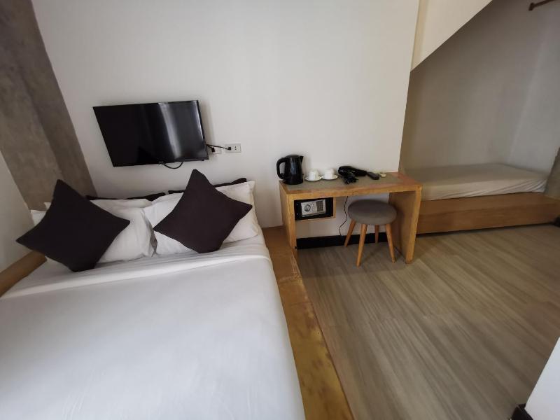 Urban Boutique Hotel - image 36