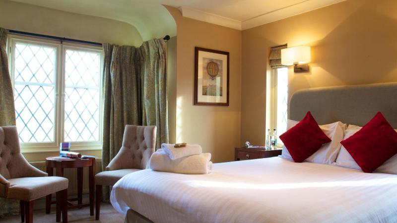Standard Room with Double Bed image 3