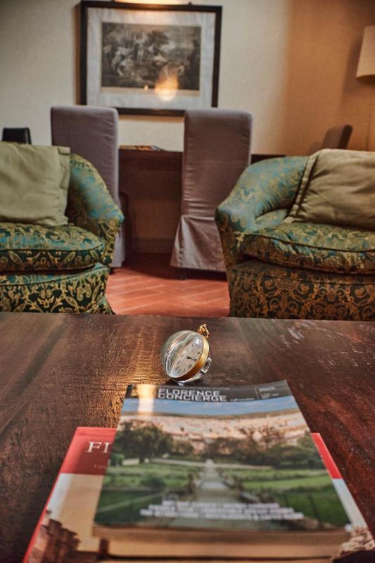 Large One-Bedroom Apartment with Terrace (3 Adults) image 3