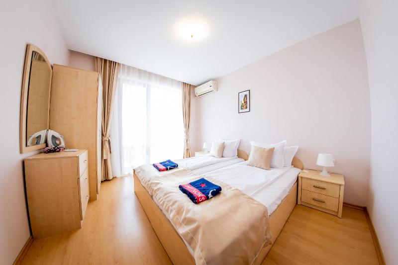 One-Bedroom Apartment with Balcony image 1