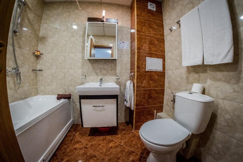 Two-Bedroom Apartment with Balcony and Side Sea View (6 Adults) image 2
