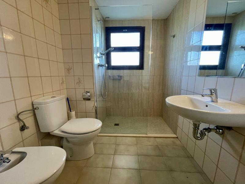 Three-Bedroom Townhouse image 3