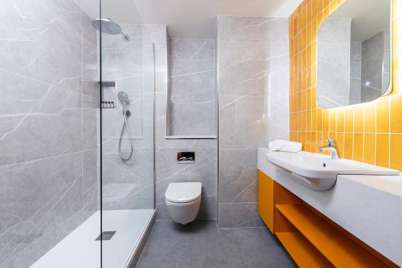 Standard Double Room image 1