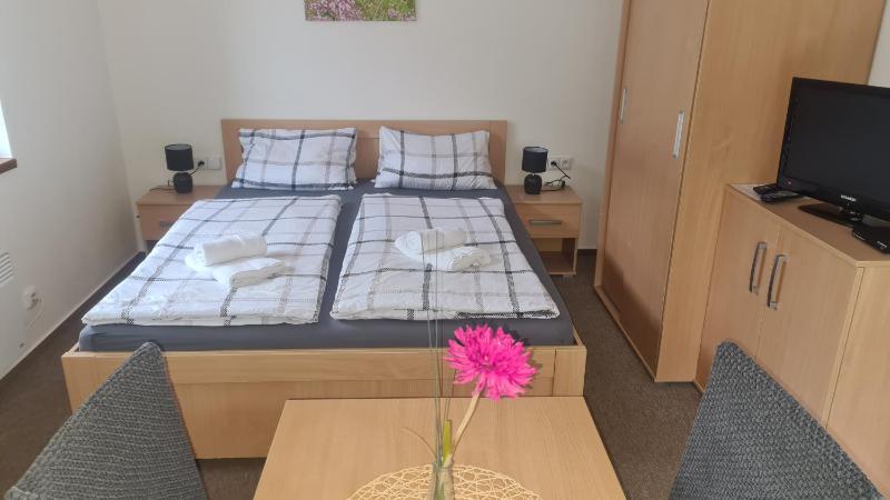 Apartment (2 Adults) image 3