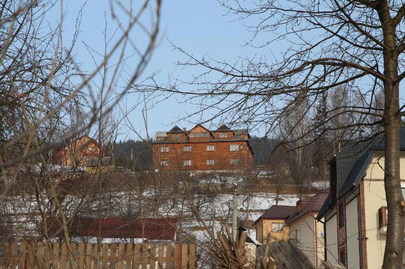 Gutsulochka Apartment - image 12
