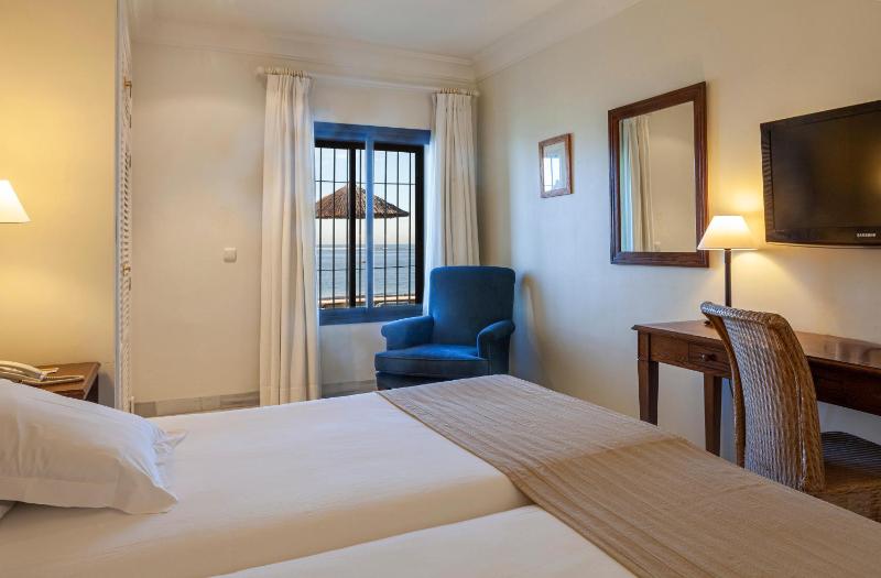Junior Suite image 3