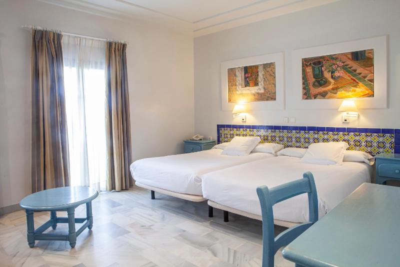 Superior Double Room image 1