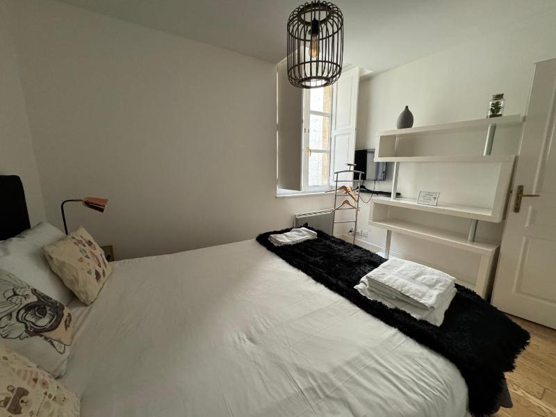 Three-Bedroom Apartment image 3