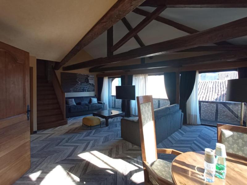 Family Suite with One Double Bed and Two Sofa Beds image 4