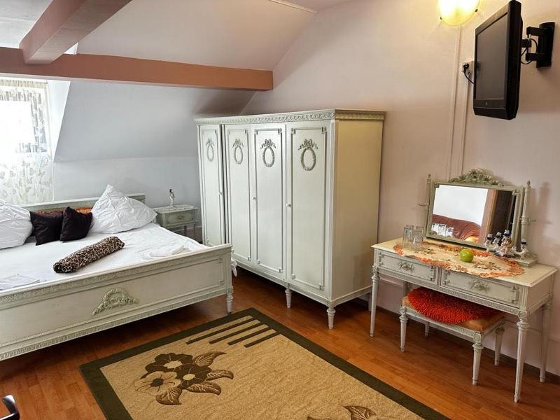 Family Room with Private Bathroom image 4