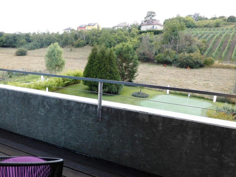 Double Room with Balcony image 3