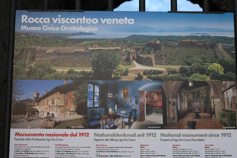 Apartment with Balcony image 3