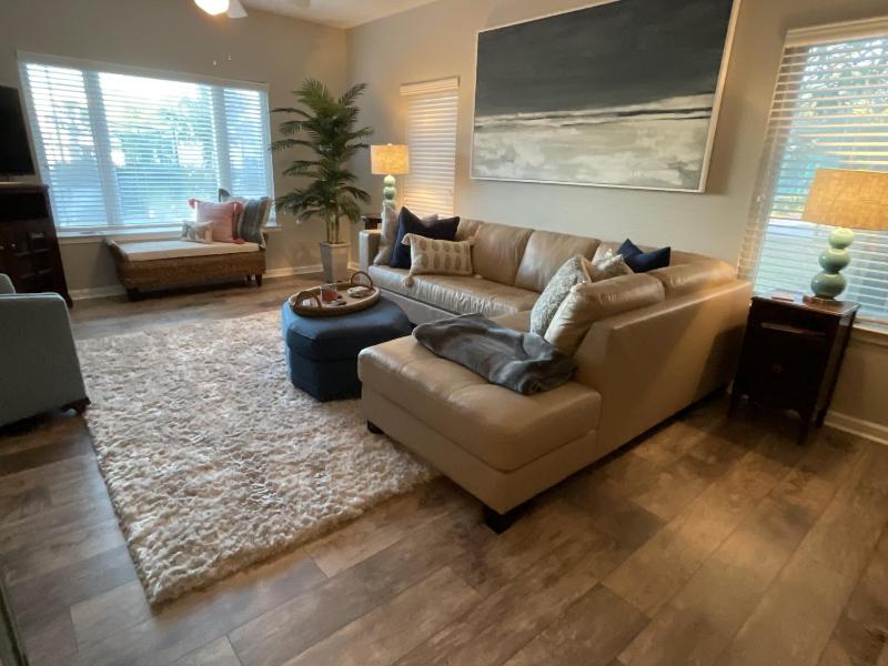 1D Canterbury Court villa - image 20