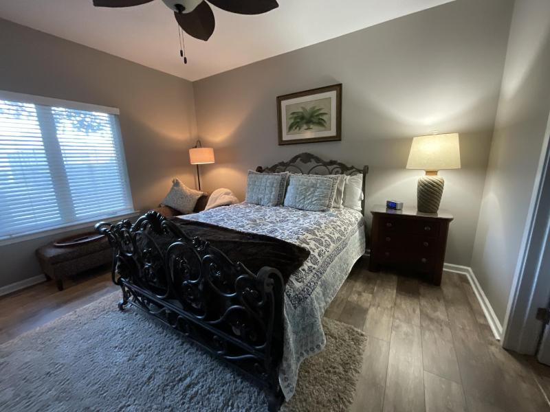1D Canterbury Court villa - image 10