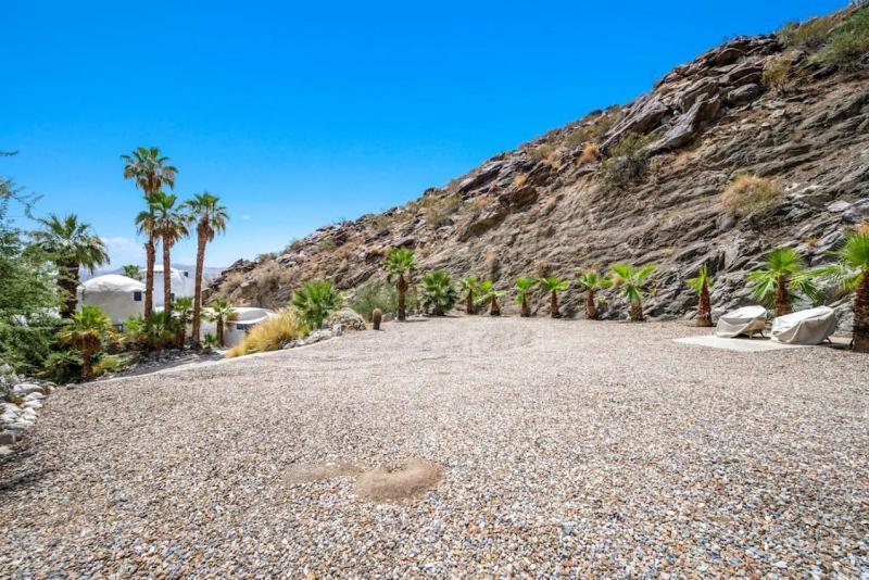 Santorini House Panoramic Palm Springs Views - image 9