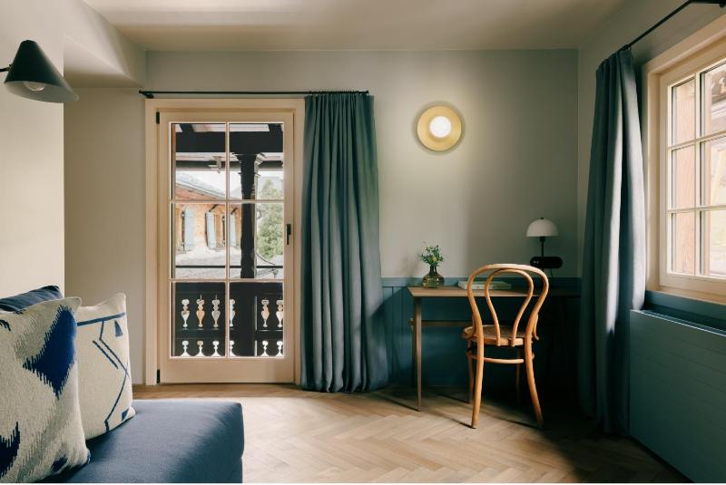 Suite with Balcony image 3