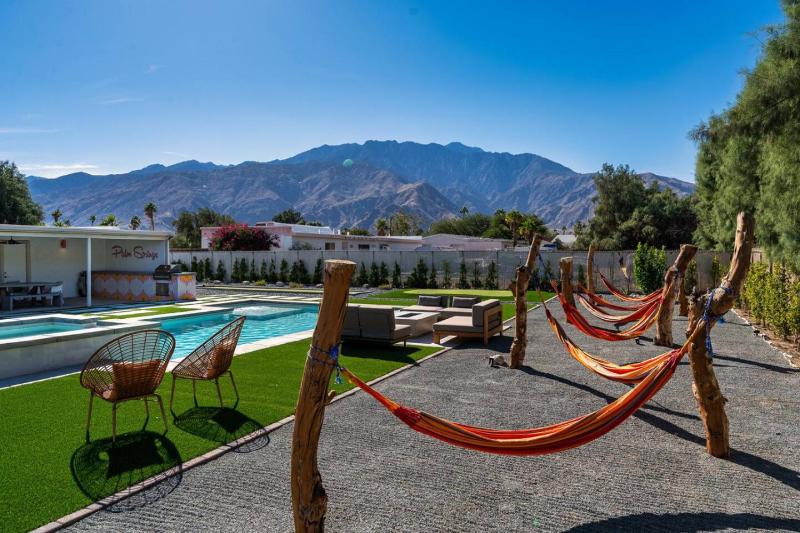 Sunny Vista Pool And Spa Home With Mountain Views - image 36