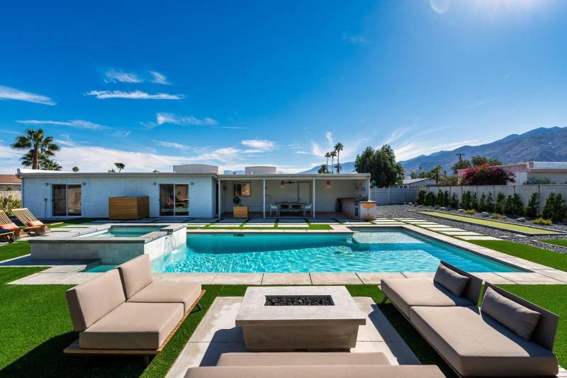 Sunny Vista Pool And Spa Home With Mountain Views - image 38