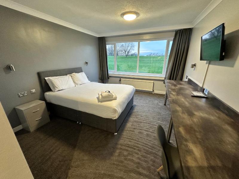 Executive Double Room image 3