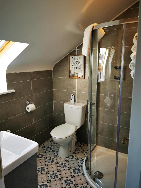 Superior Triple Room with Sea View image 3