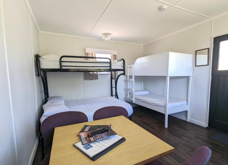 Holdens Bay Holiday Park - image 16