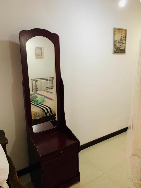 Little Cottage - image 13