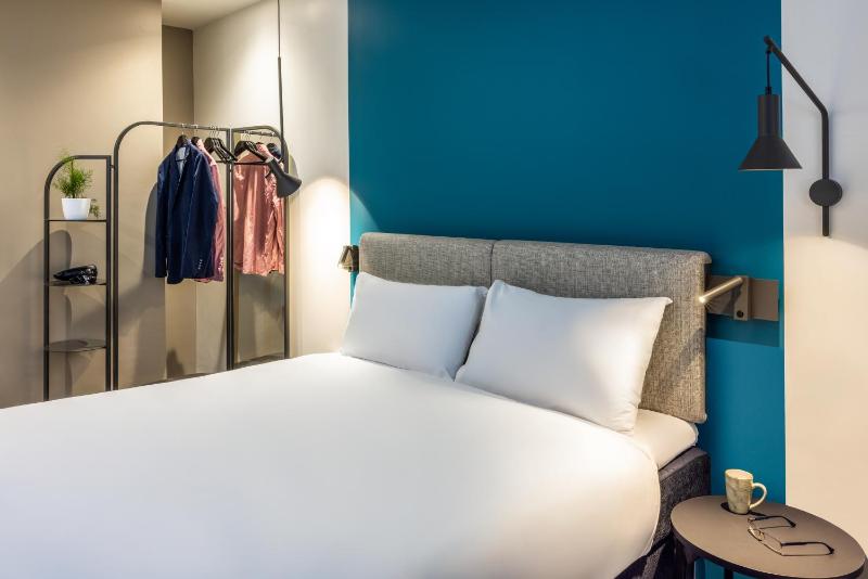 Superior Double Room image 1