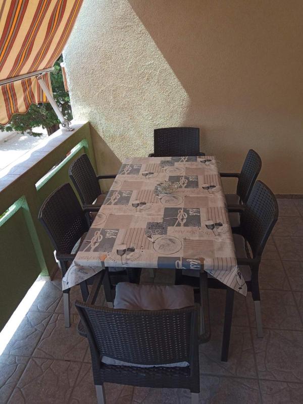 Apartmani Ana Vir - image 6