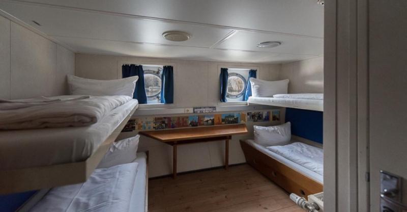 Quadruple Cabin 2nd Class -Shipotel Eastern image 1